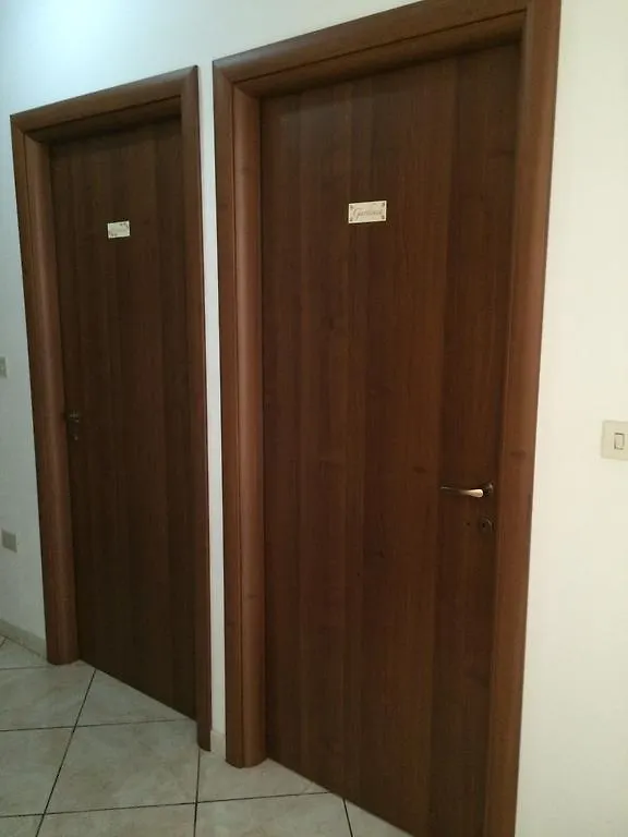 Casa Giarelli Guest House Licciana Nardi 0*,  Italy